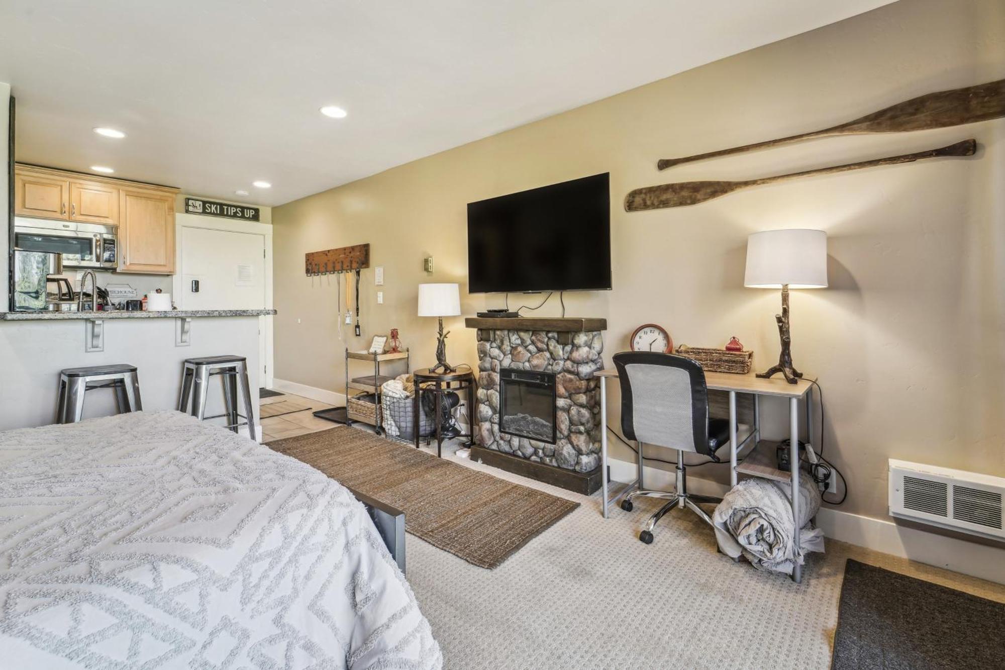 Truckee Studio With Balcony And On-Site Skiing! Ngoại thất bức ảnh