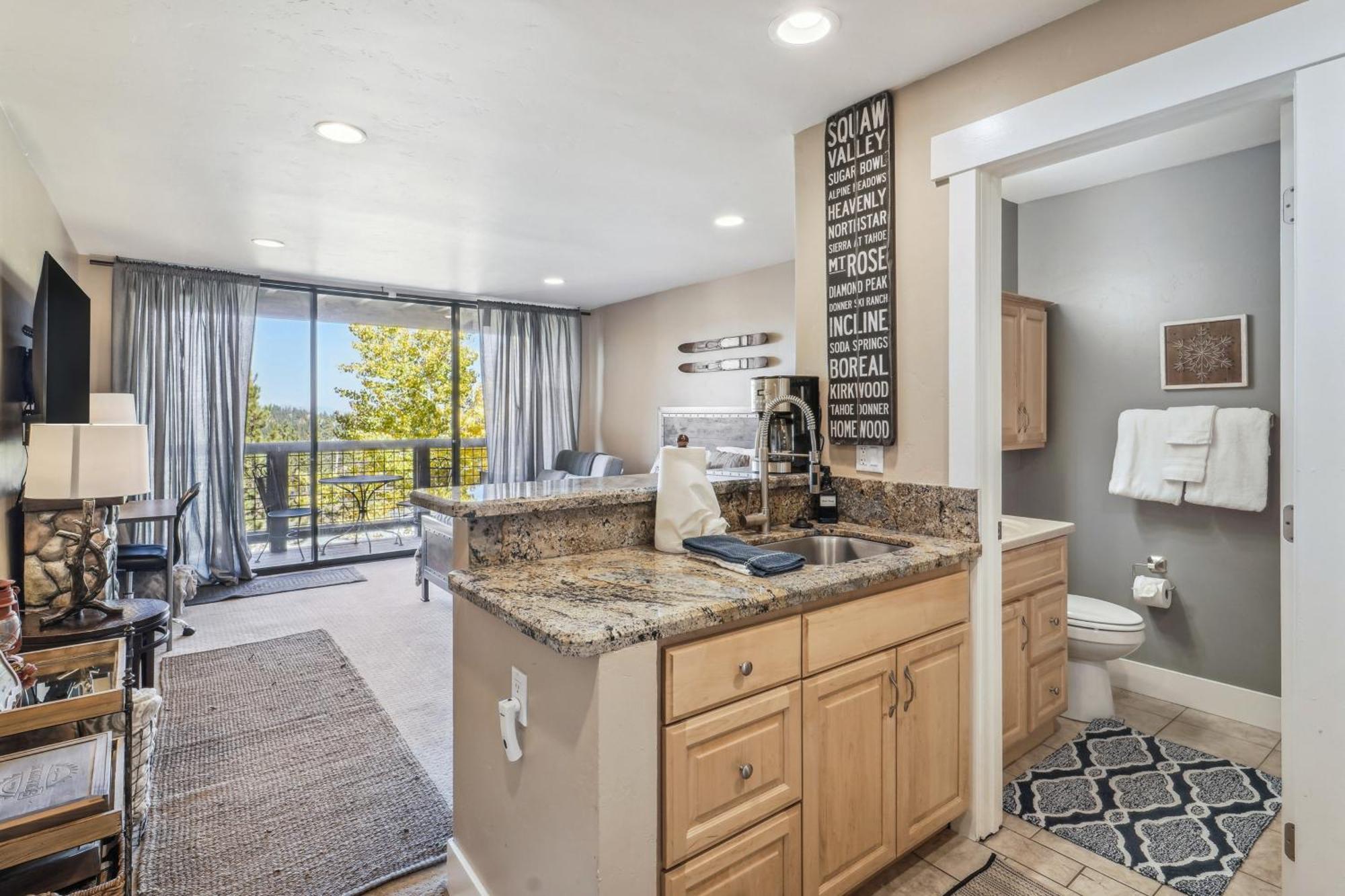 Truckee Studio With Balcony And On-Site Skiing! Ngoại thất bức ảnh